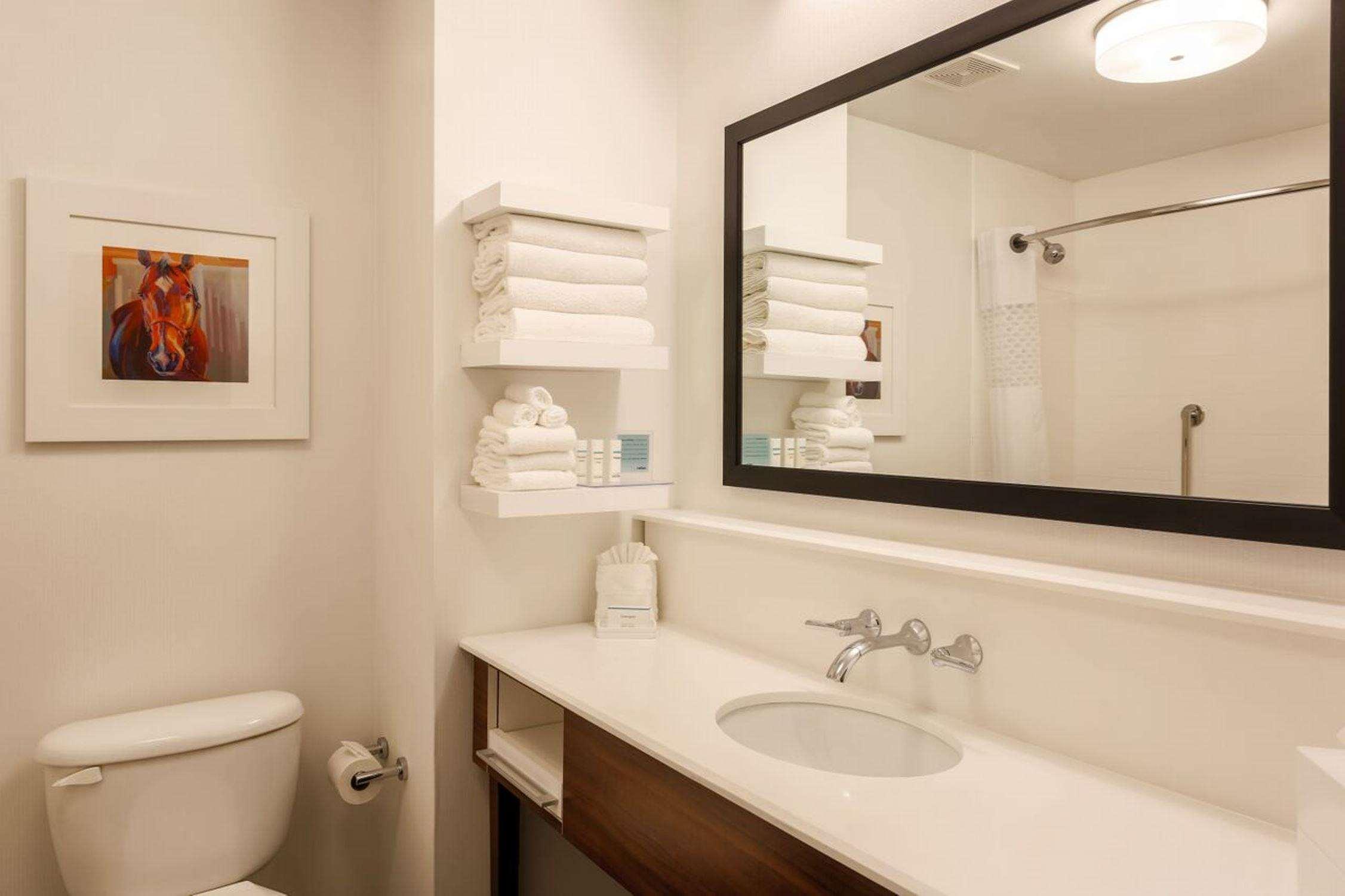 Hampton Inn Memphis-Southwind Екстер'єр фото