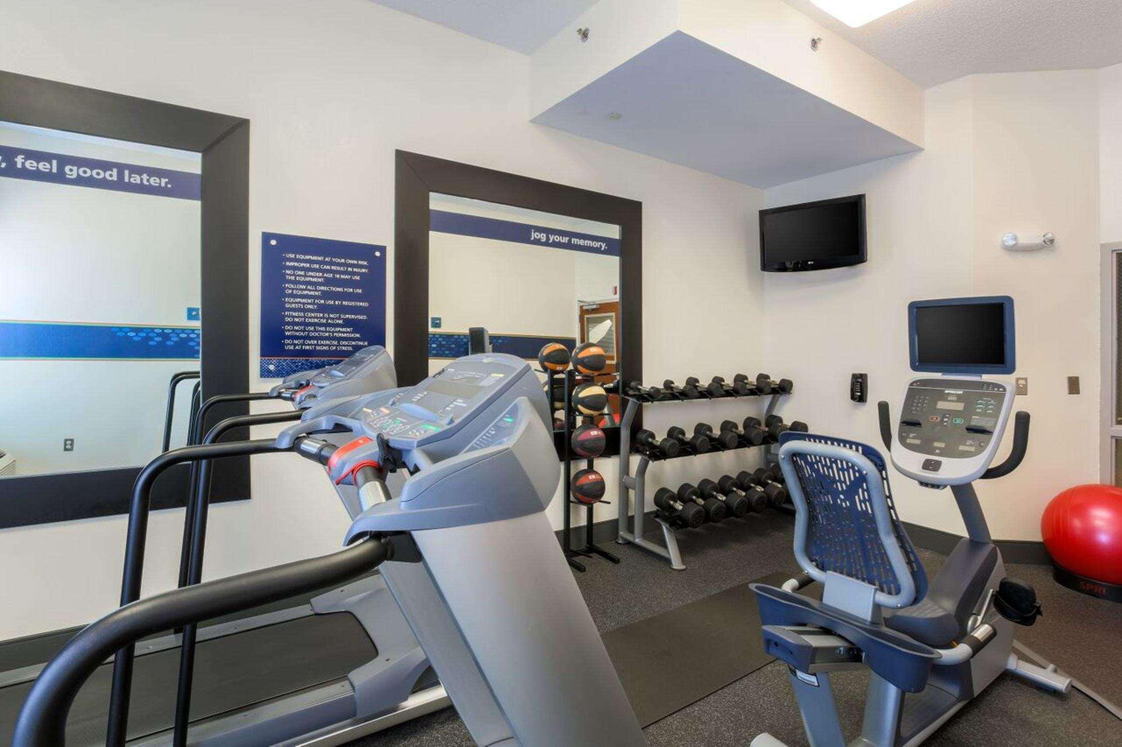 Hampton Inn Memphis-Southwind Екстер'єр фото