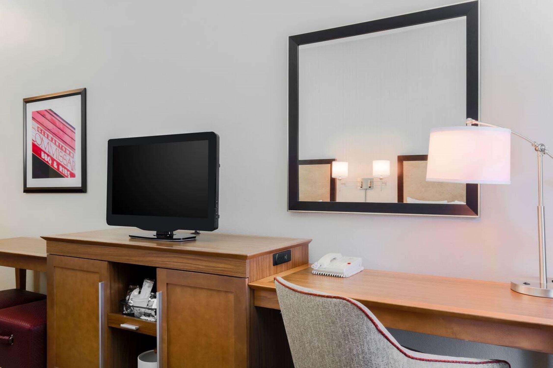 Hampton Inn Memphis-Southwind Екстер'єр фото
