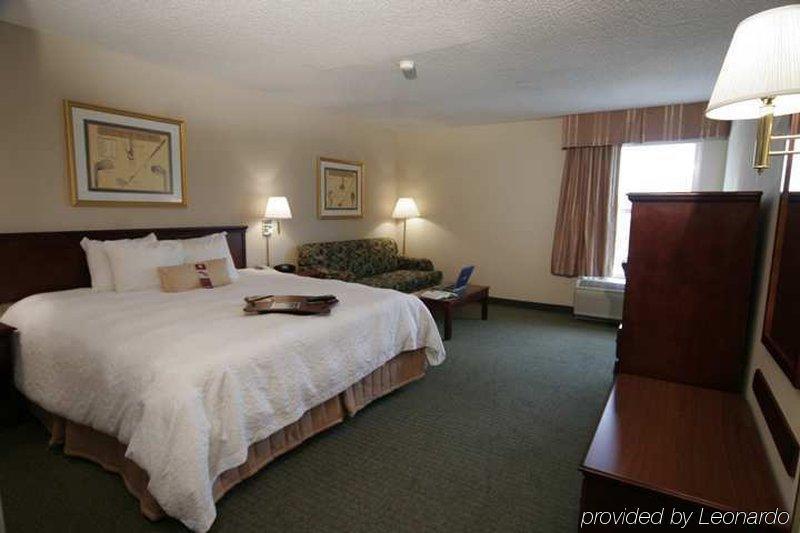 Hampton Inn Memphis-Southwind Номер фото
