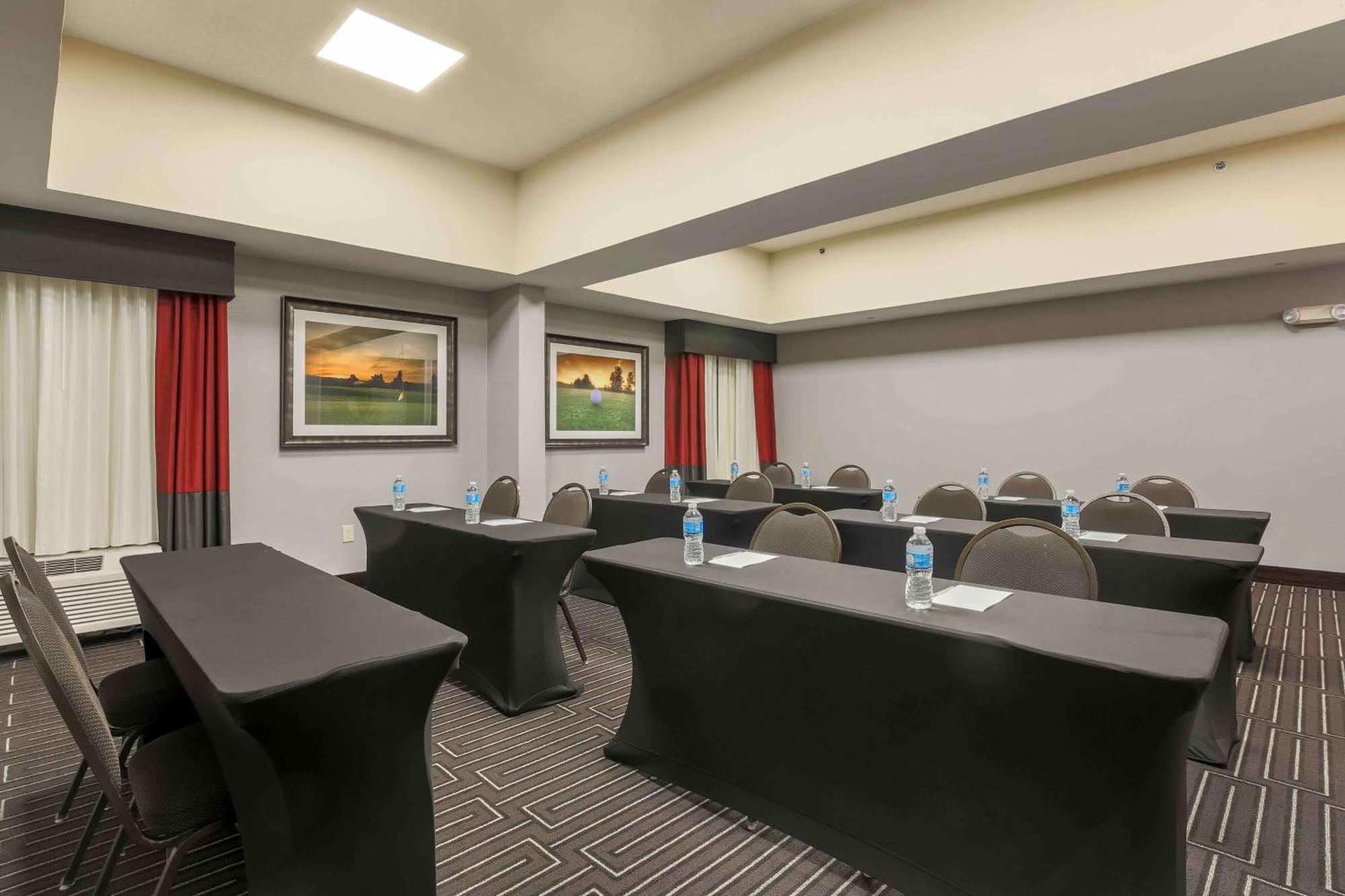 Hampton Inn Memphis-Southwind Екстер'єр фото